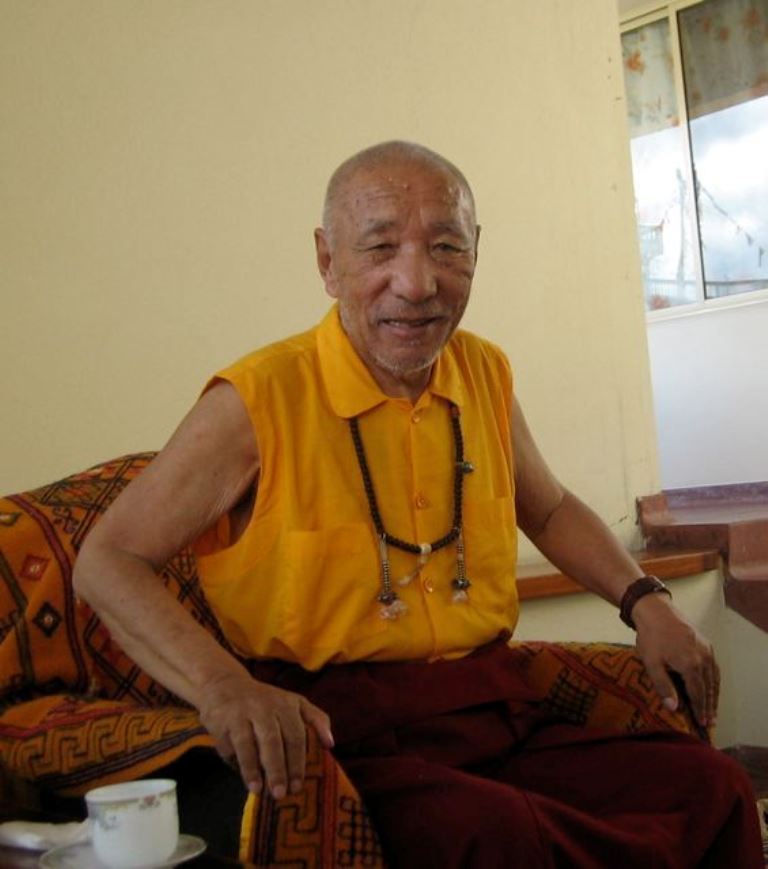 Khenpo Tsultrim Gyatso Rinpoche 1.