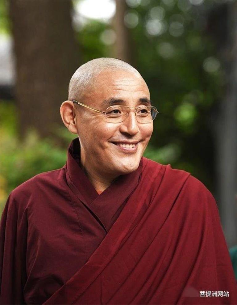 Khenpo Sherab Zangpo Rinpoche (希阿荣博堪布) 62.